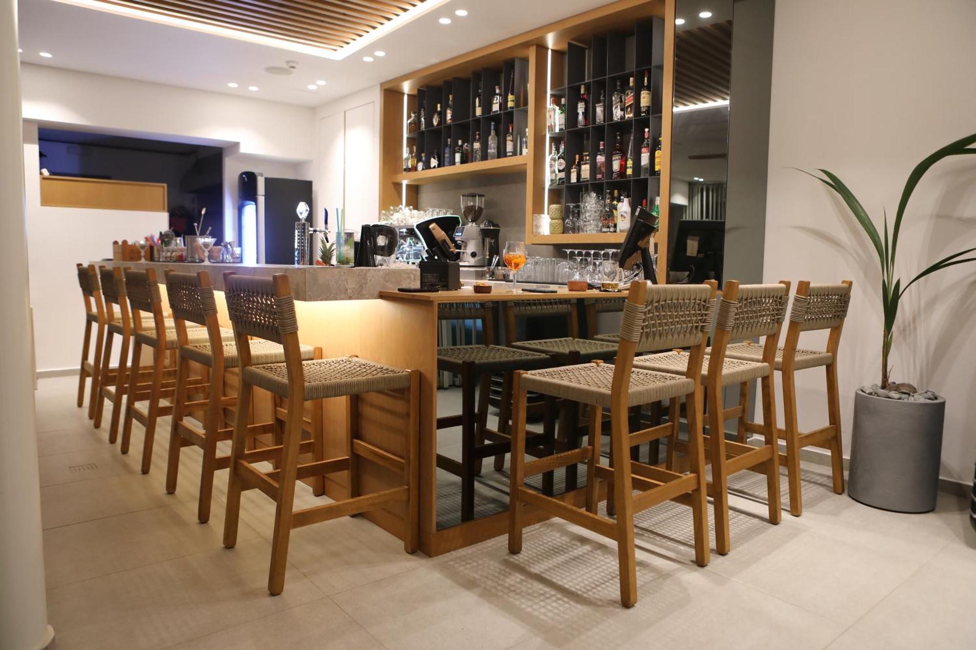 Ammos Suites 罗希姆诺 外观 照片