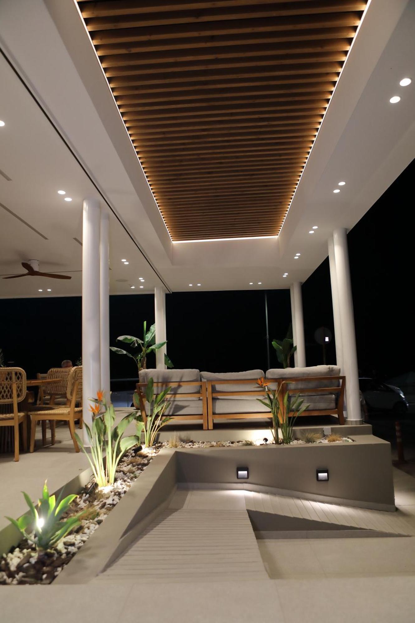 Ammos Suites 罗希姆诺 外观 照片