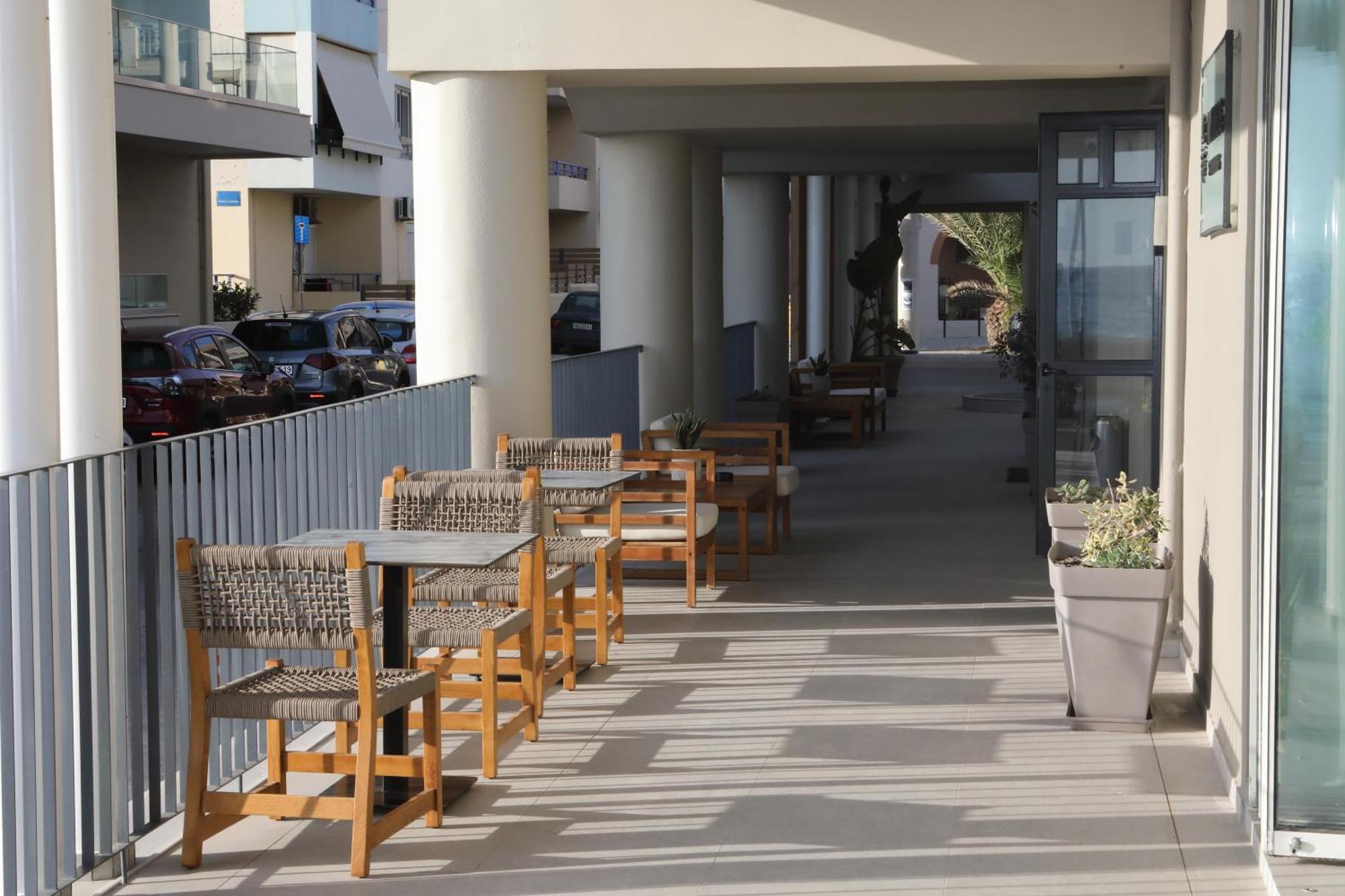 Ammos Suites 罗希姆诺 外观 照片