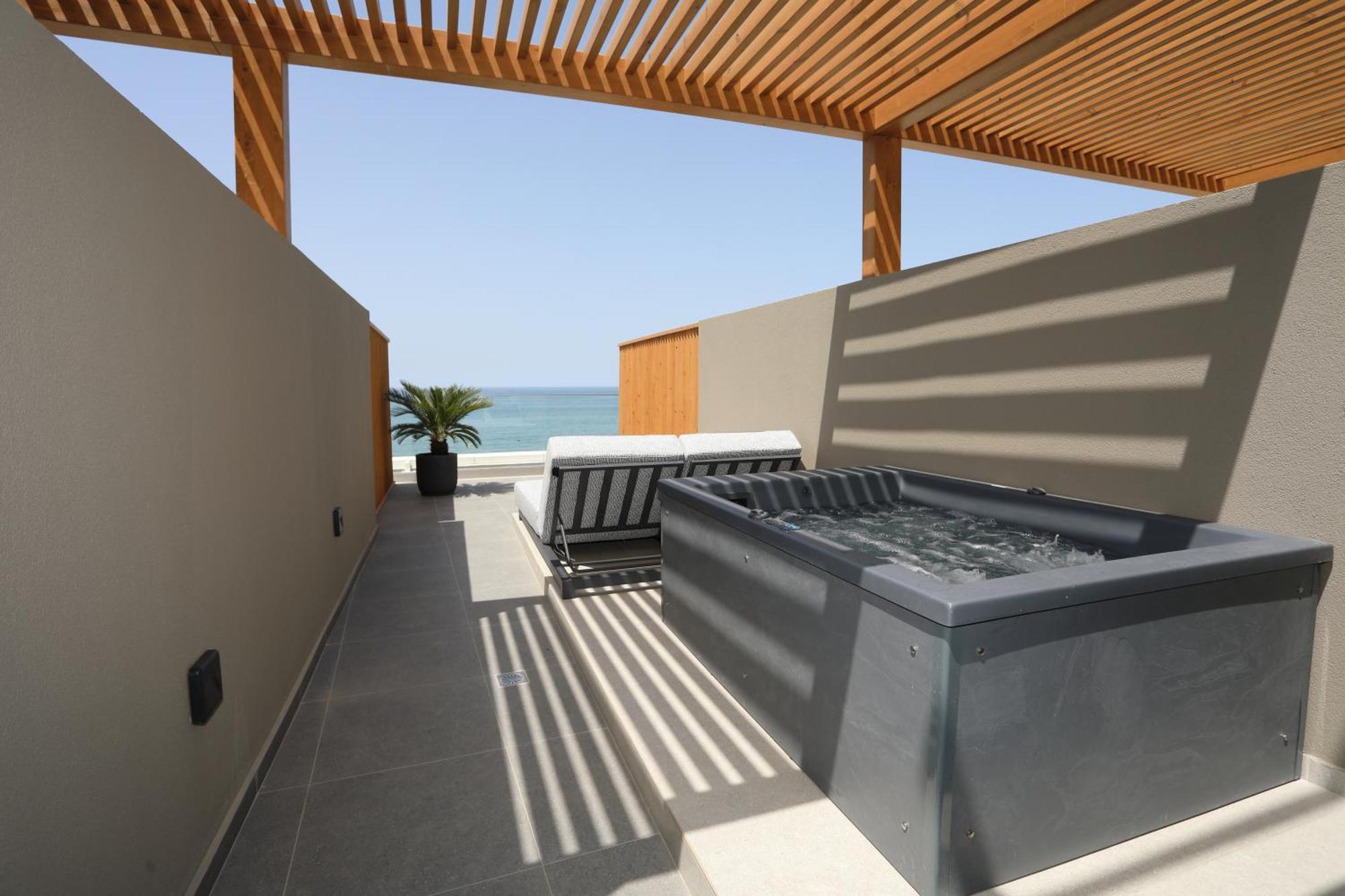 Ammos Suites 罗希姆诺 外观 照片